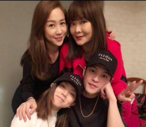 邓紫棋探病外公爆料视频,温馨互动曝光  第1张